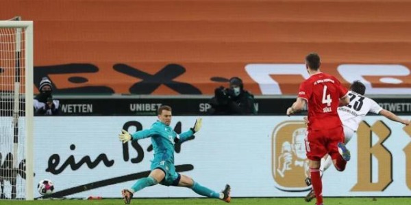 c7-复盘拜仁兵败门兴：一场奇怪的却又早就该输的比赛