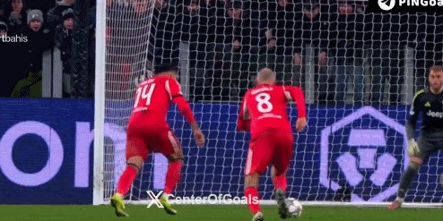 c7娱乐-点球打飞 63岁穆帅低头认命！欧冠末轮死磕皇马 输球就出局